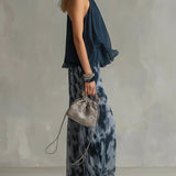 Marineblaues Halterneck-Top und bedruckte weite Hosen Set
