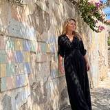 Emene | Drapierter V-Ausschnitt weiter Beinschnitt entspannter Jumpsuit