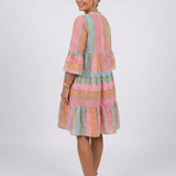 Maelle | Geometrisches Print V-Ausschnitt Stufen-Kleid in Knie-Länge