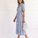 Dakota | Kurzärmeliges gestreiftes, schichtetes Midikleid