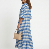 Elodie | Kleid mit Diamantmuster und Stufenrock