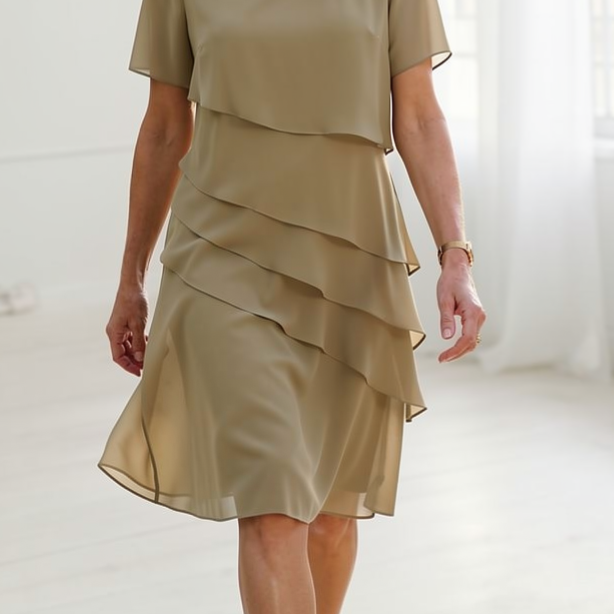 Juliette | Elegantes, fließendes Kleid mit Rüschen