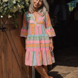 Maelle | Geometrisches Print V-Ausschnitt Stufen-Kleid in Knie-Länge