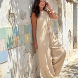 Sylvara | Plissierter Halterhals Weitbeiniger Entspannt Jumpsuit