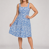 Leneva | Kleid mit quadratischem Ausschnitt und Blumenmuster in knielanger Länge