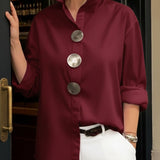 Rosalind | Statement-Knopf Stehkragenbluse