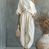 Sophie Off-Shoulder Top und Schmal geschnittene Hose Set